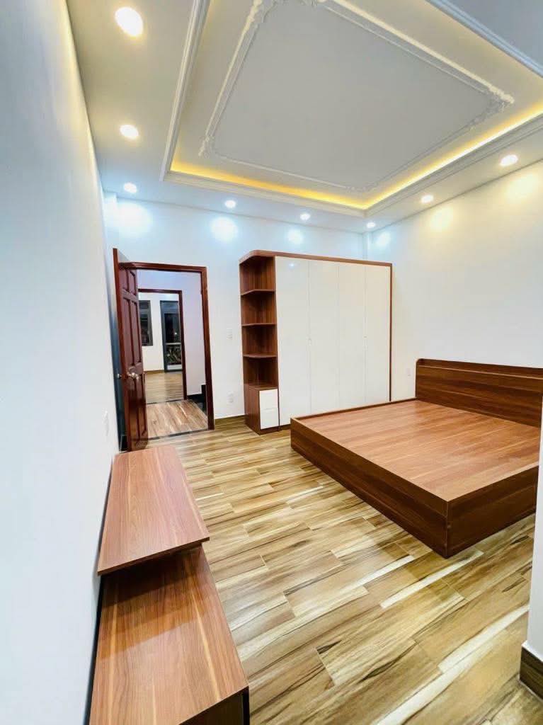BÁN NHÀ 2 TẦNG - SÁT BÊN VÕ VĂN NGÂN - NHÀ ĐẸP DỌN VÀO Ở NGAY.! DT 52.5m2..GIÁ chỉ 4.xx tỷ